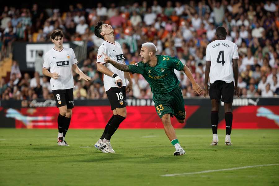 Valencia Held Scoreless as Real Betis Claim Narrow LaLiga Win